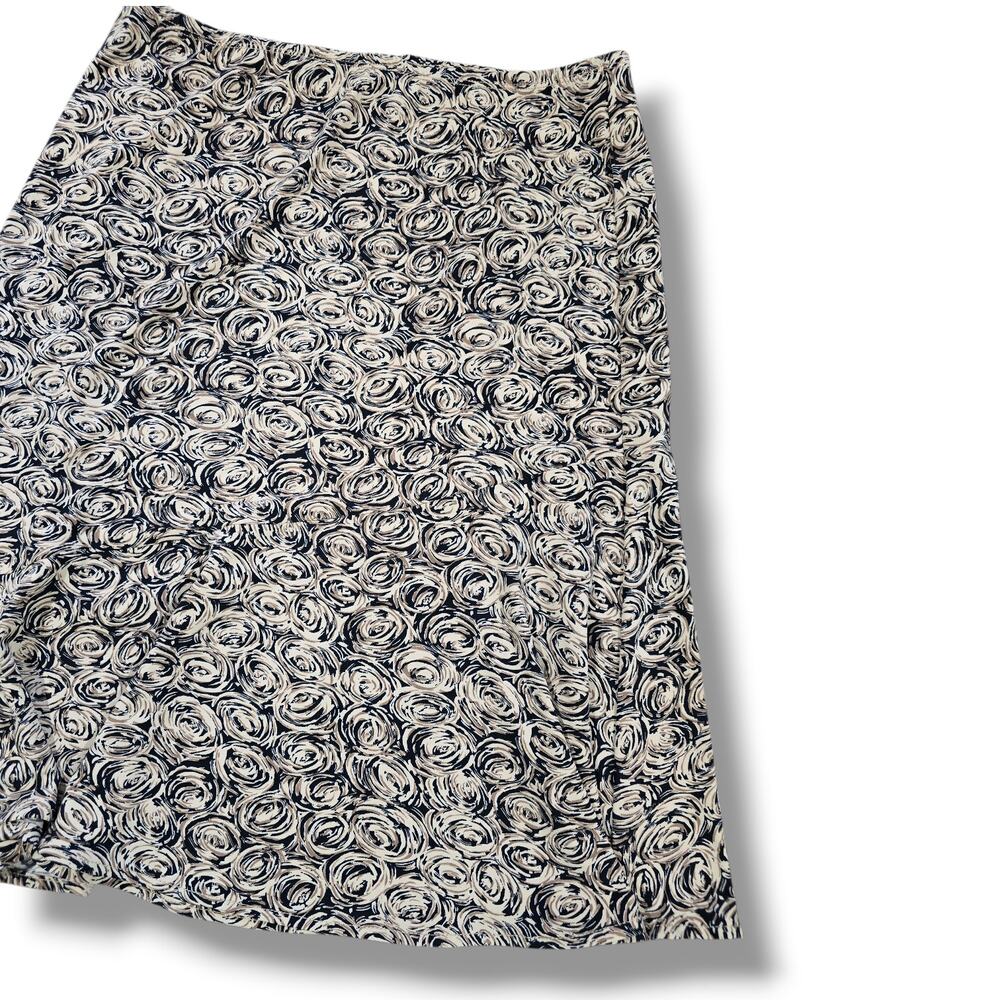 BCBGMaxAzria women's Black Beige Abstract Rose Print A-Line Skirt Medium - Picture 4 of 8